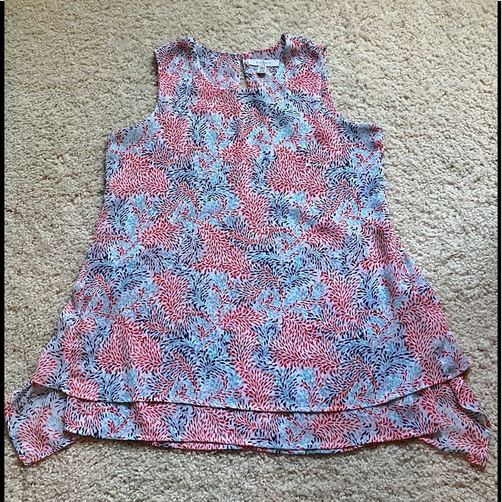 Womens sleeveless top